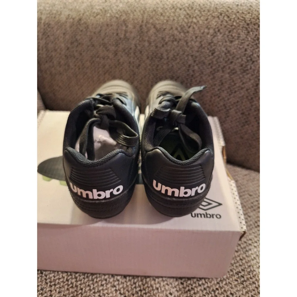 Umbro finale soccer